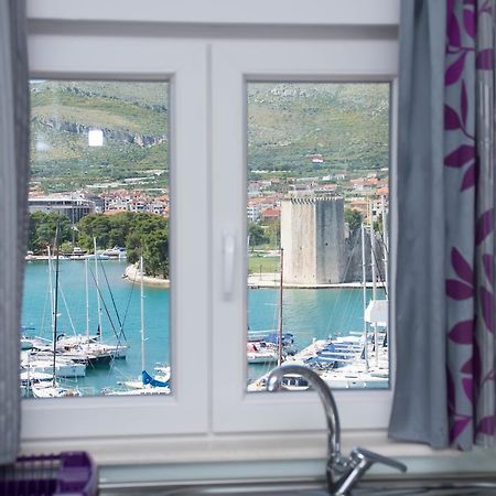 Apartments Maria トロギール エクステリア 写真