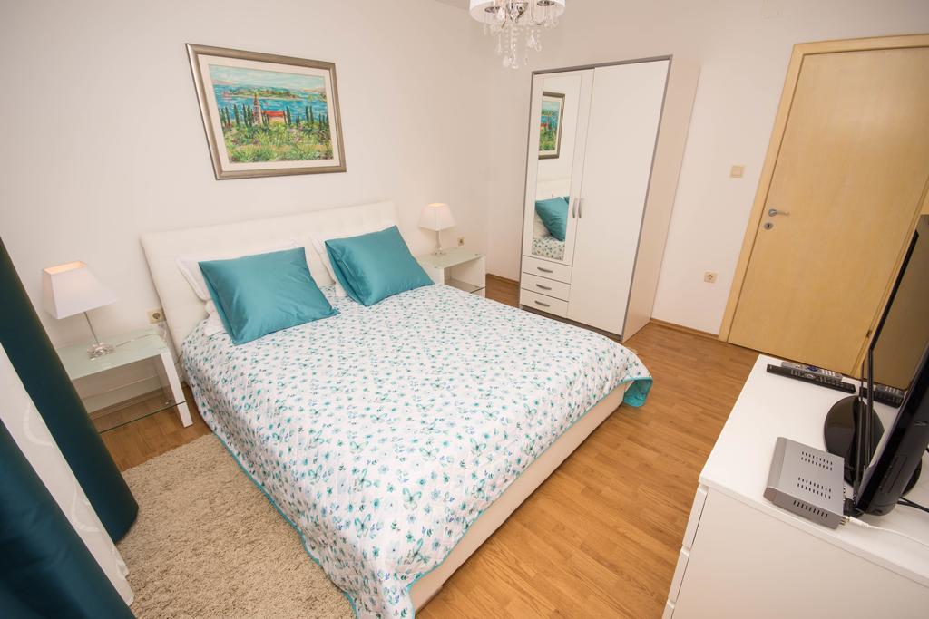 Apartments Maria トロギール エクステリア 写真