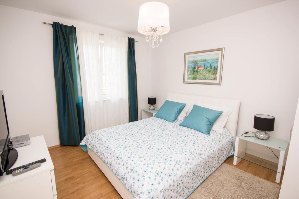 Apartments Maria トロギール エクステリア 写真