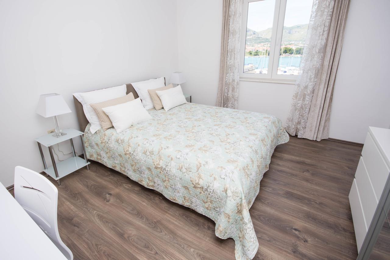 Apartments Maria トロギール エクステリア 写真