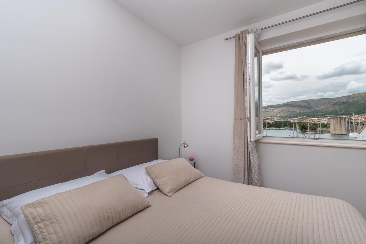 Apartments Maria トロギール エクステリア 写真